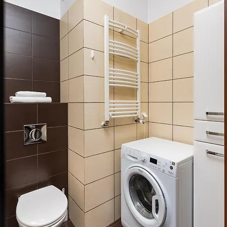 Piekna 28a By Your Freedom * Варшава