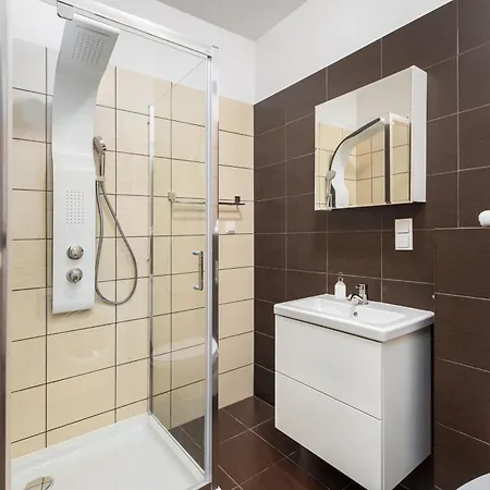 Piekna 28a By Your Freedom * Varšava