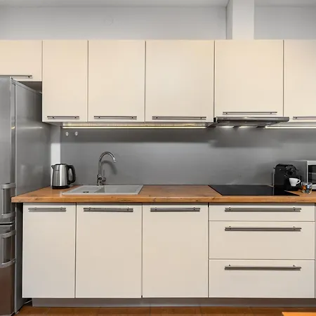 Piekna 28a By Your Freedom * Варшава