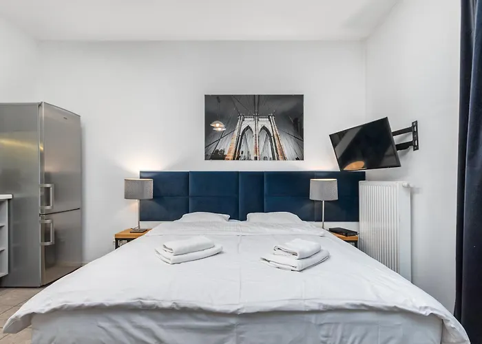 Piekna 28a By Your Freedom Варшава